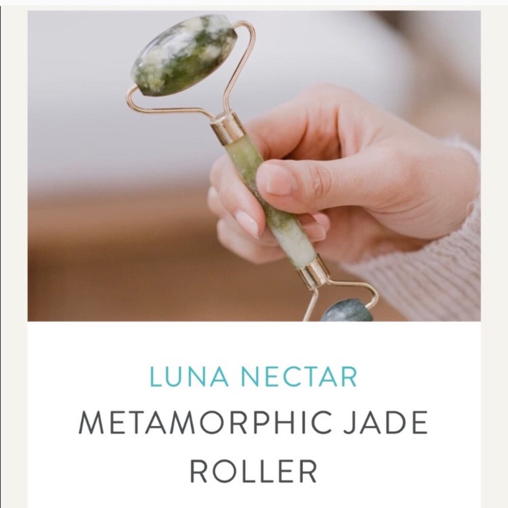 Jade Roller